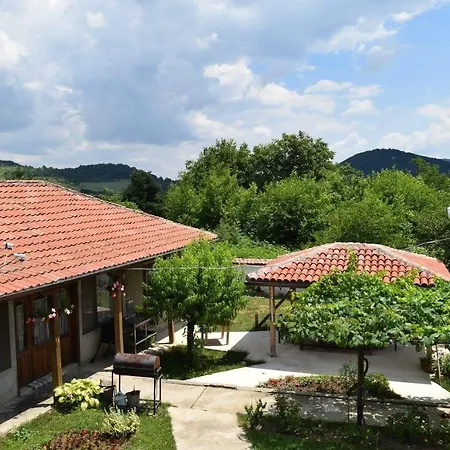 Стаи За Гости Село Аспарухово