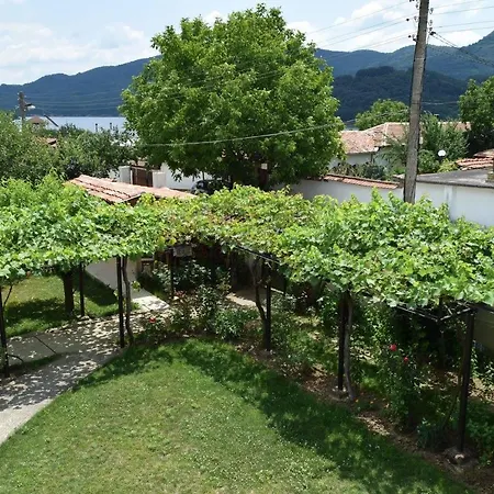 Стаи За Гости Село Аспарухово Asparuhovo