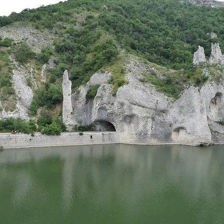 Affittacamere Стаи За Гости Село Аспарухово *